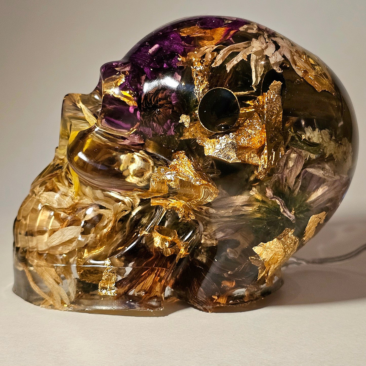 #0258 Handmade Resin Skull - Mixed wild flowers with brass in clear resin - HAS LIGHTS! Battery opterated.