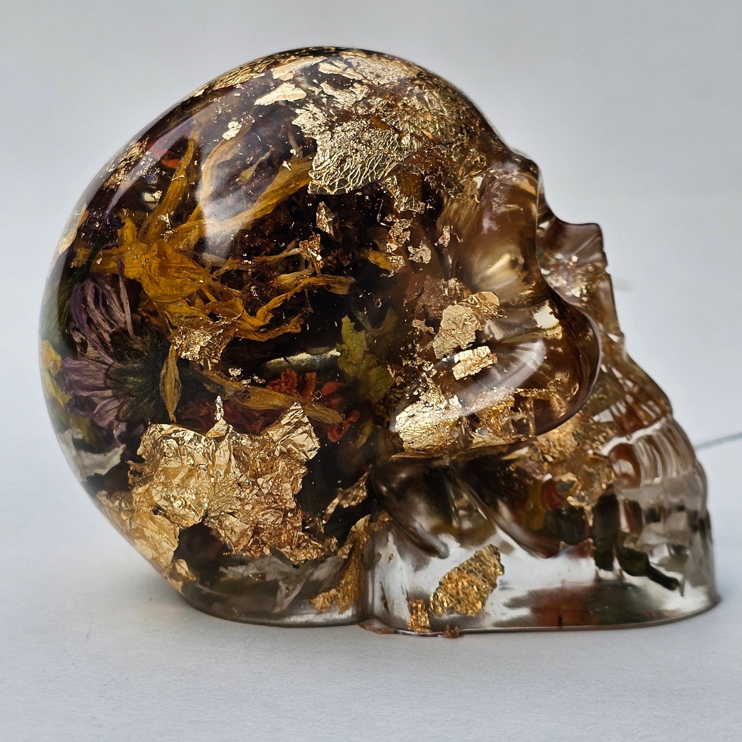 #0295 - Handmade Resin Skull - Autumn flower blend with gold foil. This one lights up! HAS LIGHTS!