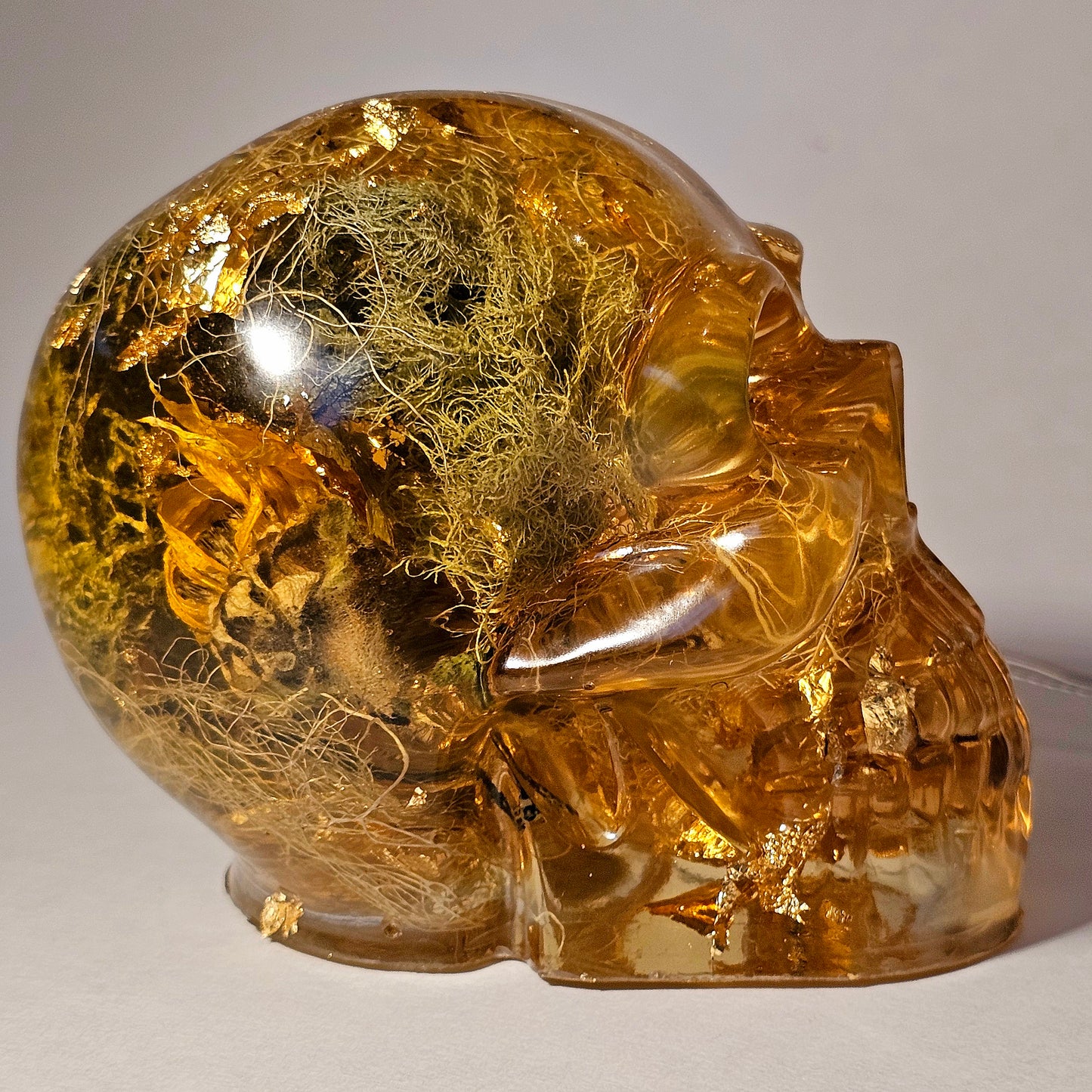#0267 Handmade Resin Skull - Mixed tree lichen (Old mans beard) in clear resin, fun piece. HAS LIGHTS. Battery operated.