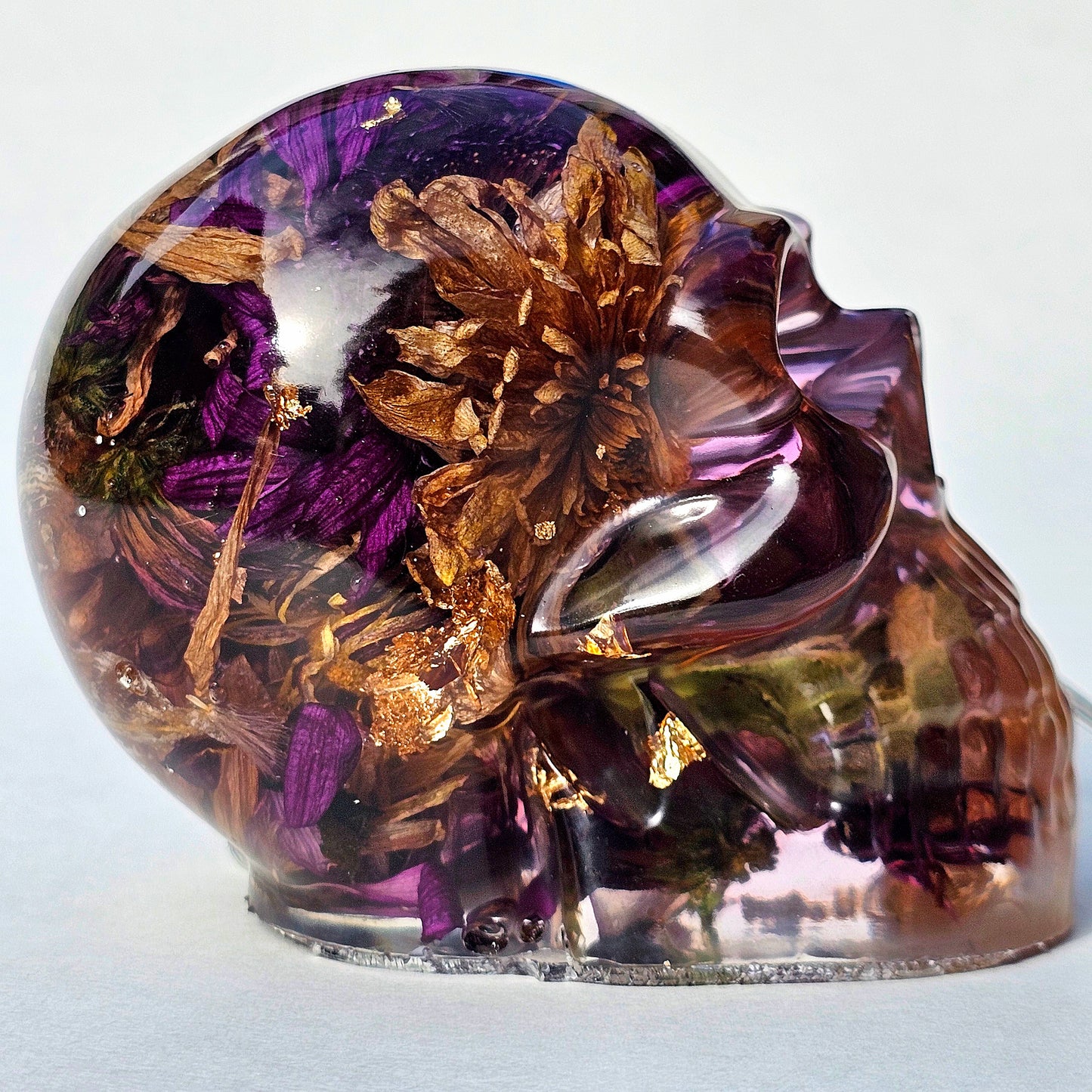 #0290 - Handmade Resin Skull - One of my favorites. Autumn flower blend with excellent contrast. This one lights up!           HAS LIGHTS!