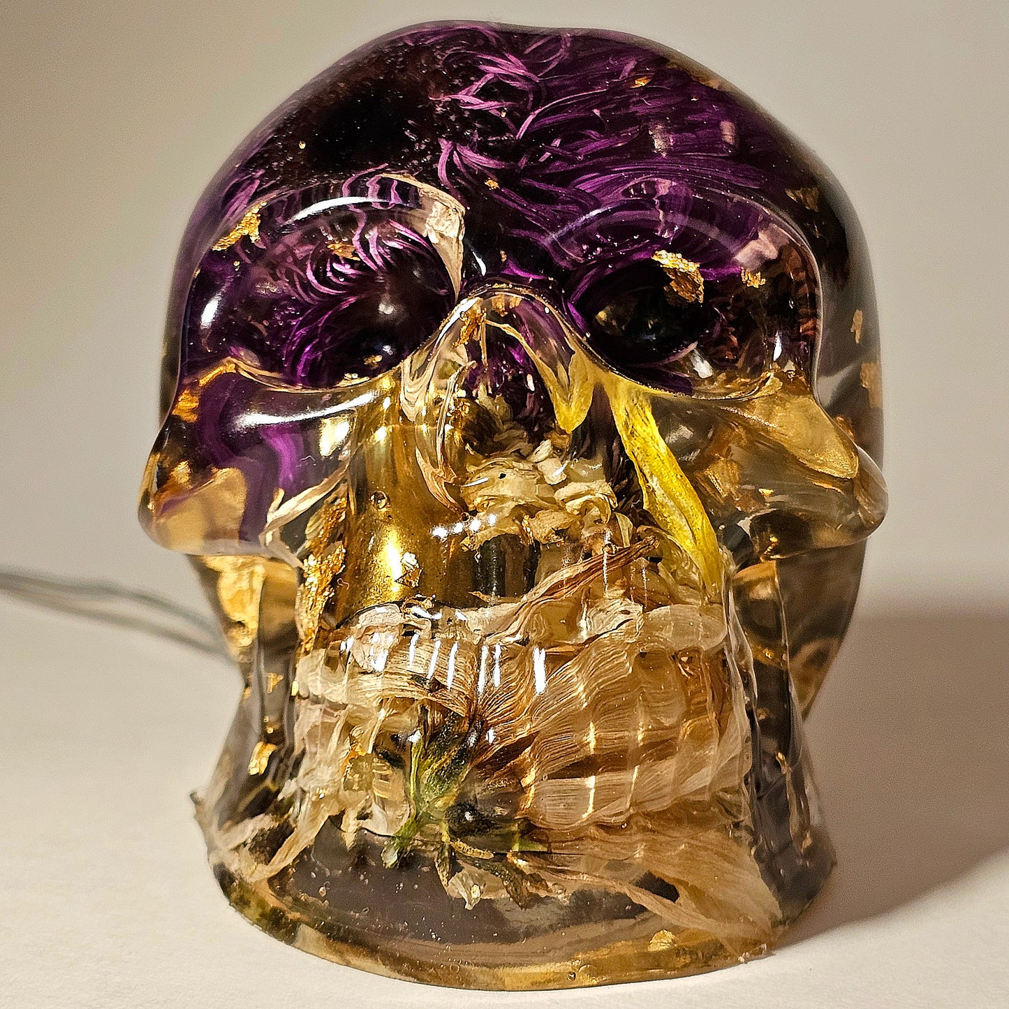#0258 Handmade Resin Skull - Mixed wild flowers with brass in clear resin - HAS LIGHTS! Battery opterated.