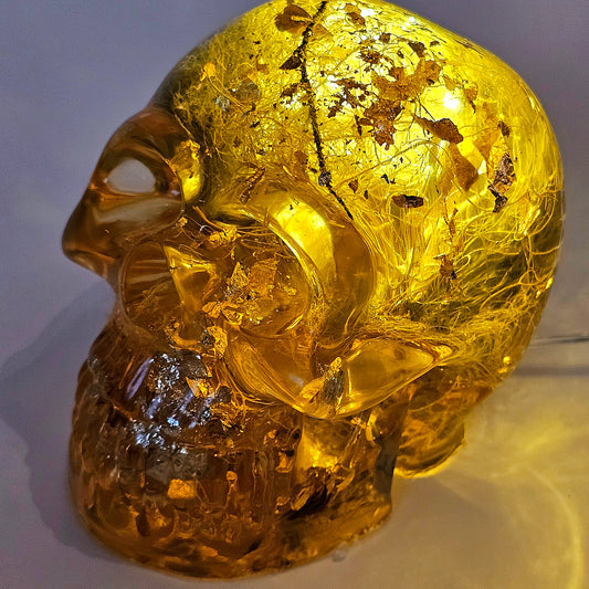 #0267 Handmade Resin Skull - Mixed tree lichen (Old mans beard) in clear resin, fun piece. HAS LIGHTS. Battery operated.