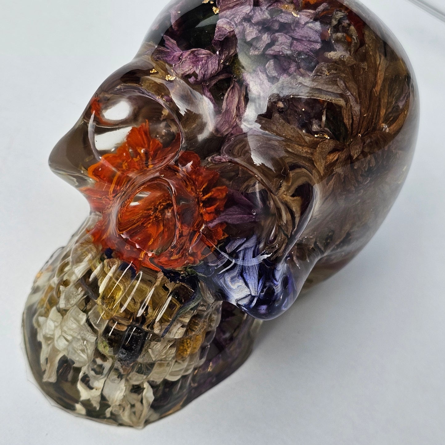 #0297 - Handmade Resin Skull - Autumn flower blend with gold foil. This one lights up! HAS LIGHTS!