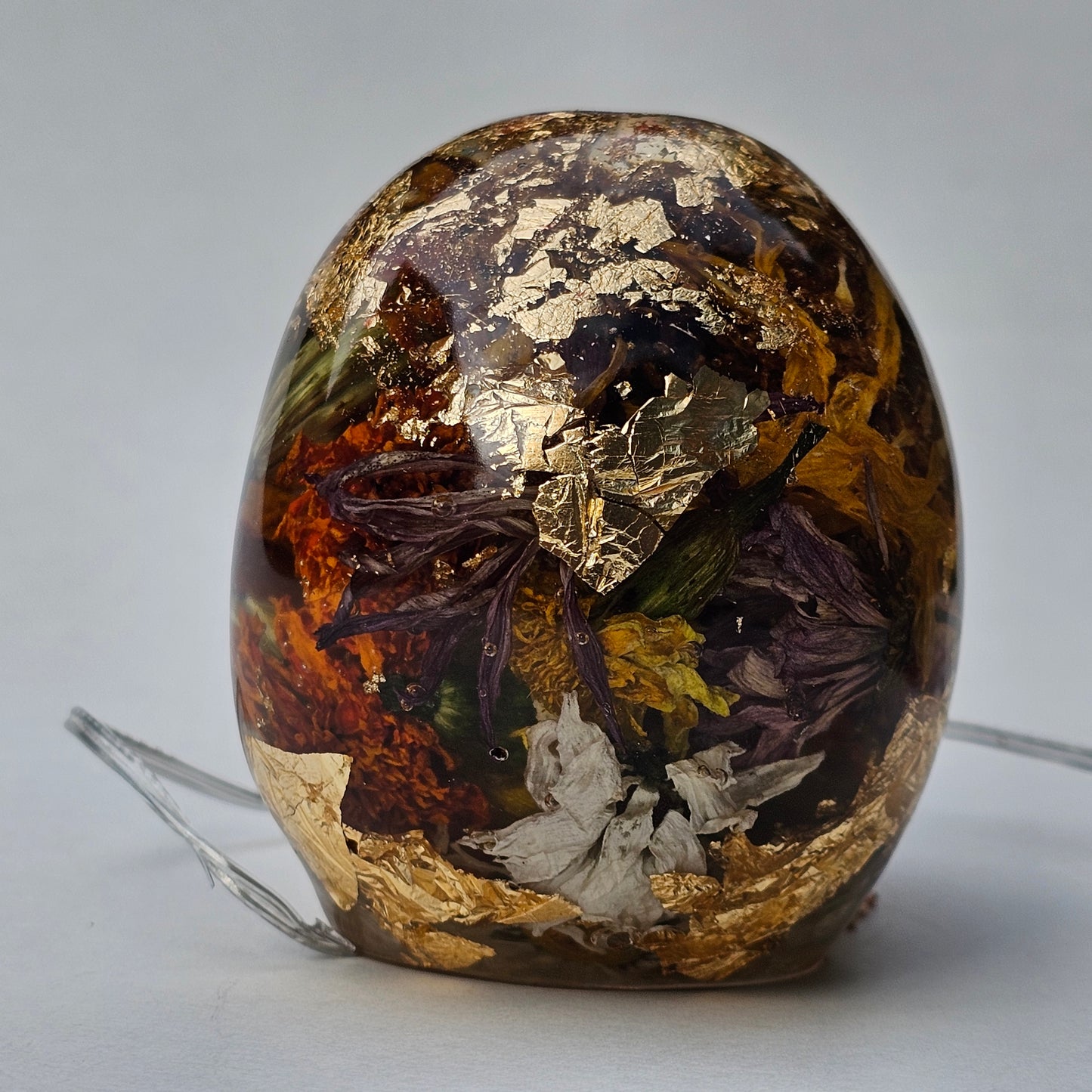 #0295 - Handmade Resin Skull - Autumn flower blend with gold foil. This one lights up! HAS LIGHTS!